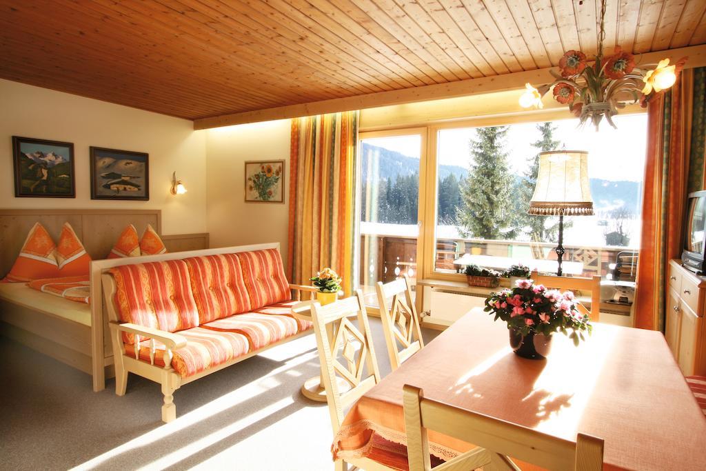 Chalet Cristall Leutasch Szoba fotó